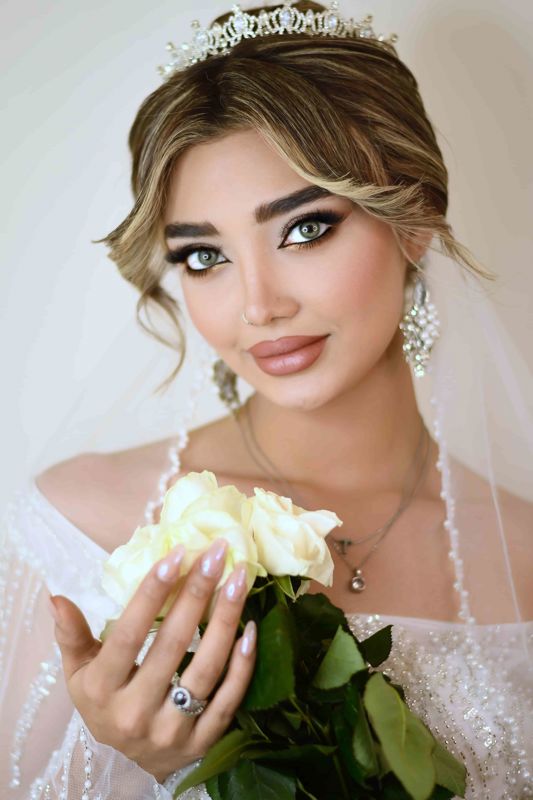 میکاپ حرفه‌ای عروس